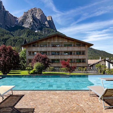 Artnatur Dolomites Hotel & Spa Siusi Esterno foto