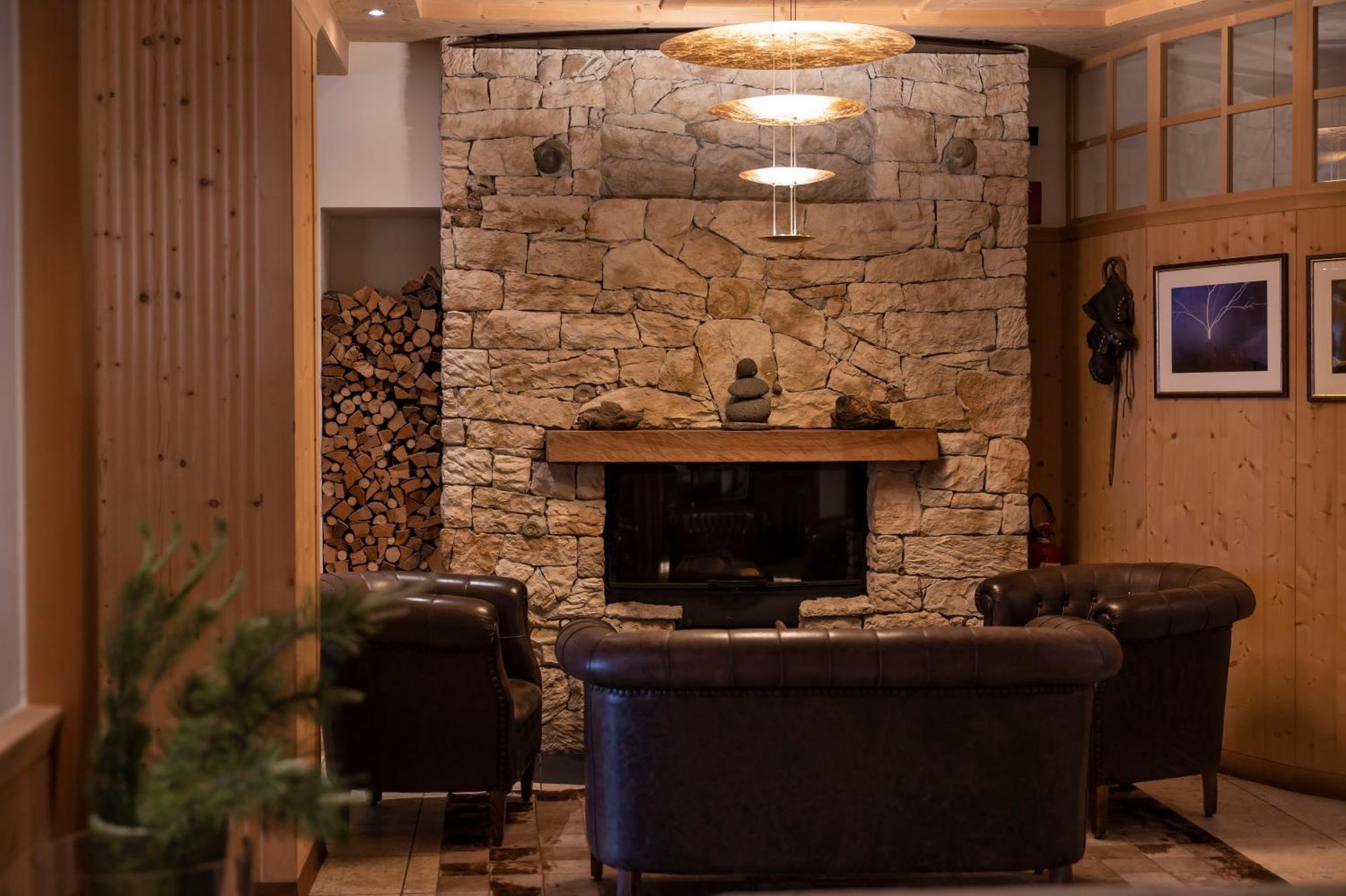 Artnatur Dolomites Hotel & Spa Siusi Esterno foto