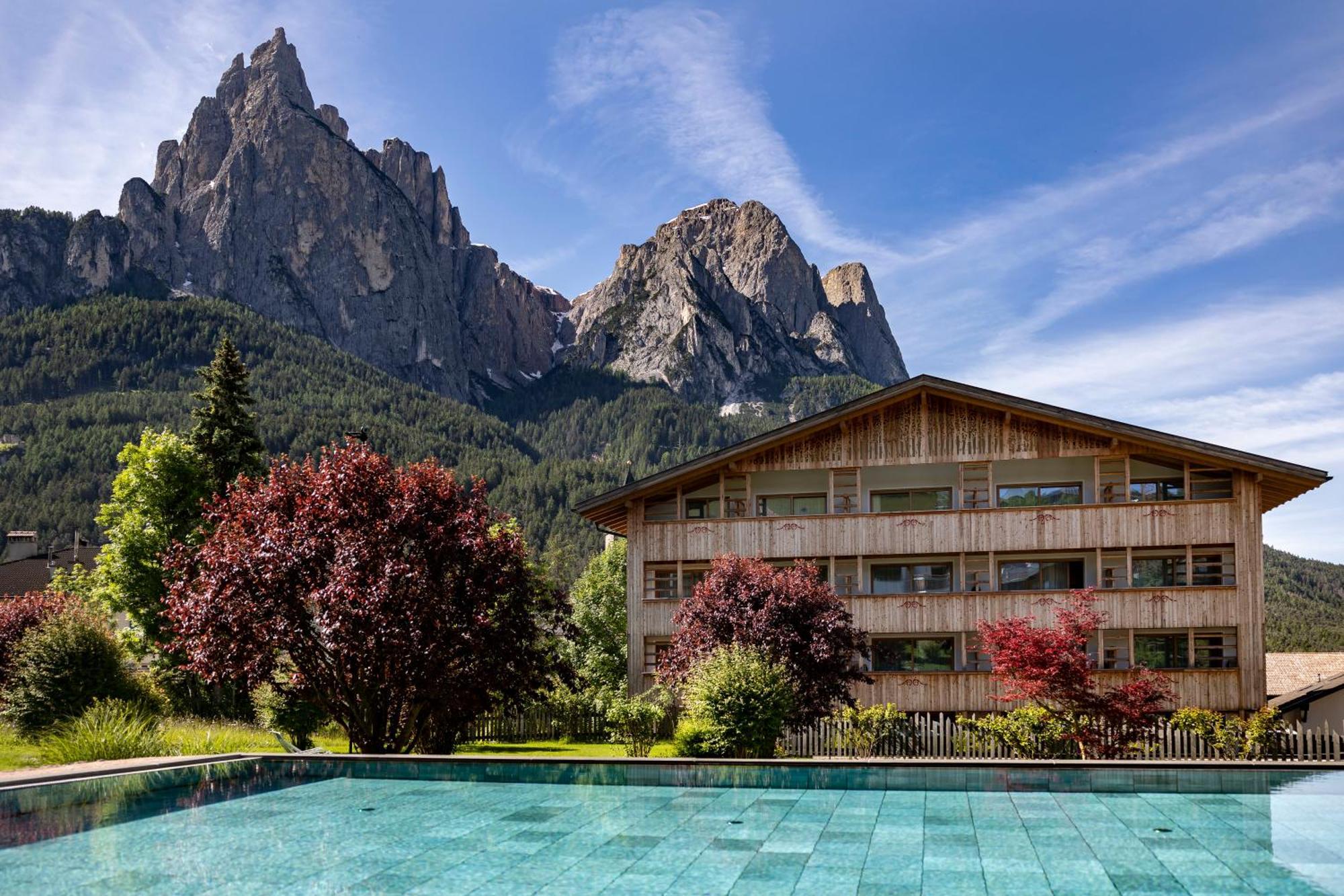 Artnatur Dolomites Hotel & Spa Siusi Esterno foto